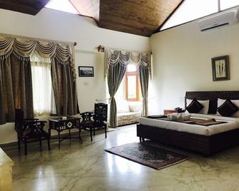 Alcor Spa Resort Kasauli - Kasauli - Bedroom