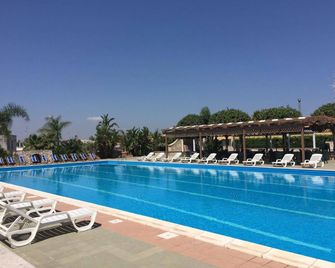 Racar Village Residence Hotel - Frigole - Pool