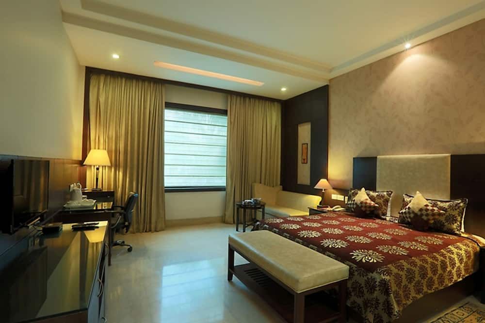 Hotel Airport Residency thumbnail 2