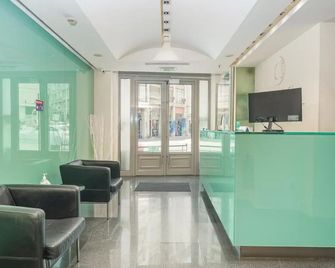 Chic Hotel - Atenas - Lobby