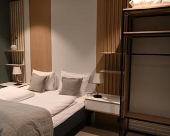 Andenes Suitehotel - Andenes - Habitación