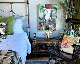 Stylish Casa Mina Downtown Free Parking - El Paso - Bedroom