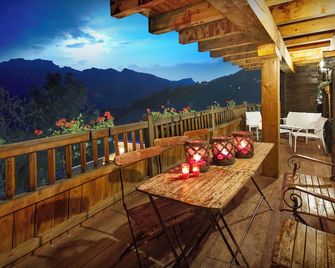 Chalet Le Meridien Etale - Ovo Network - Manigod - Balcon