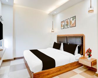 Hotel O Mahakal Temple - אויאיין - חדר שינה