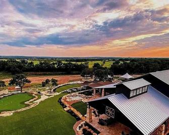 Resort at Fredericksburg Unit 25 - Fredericksburg - Outdoors view