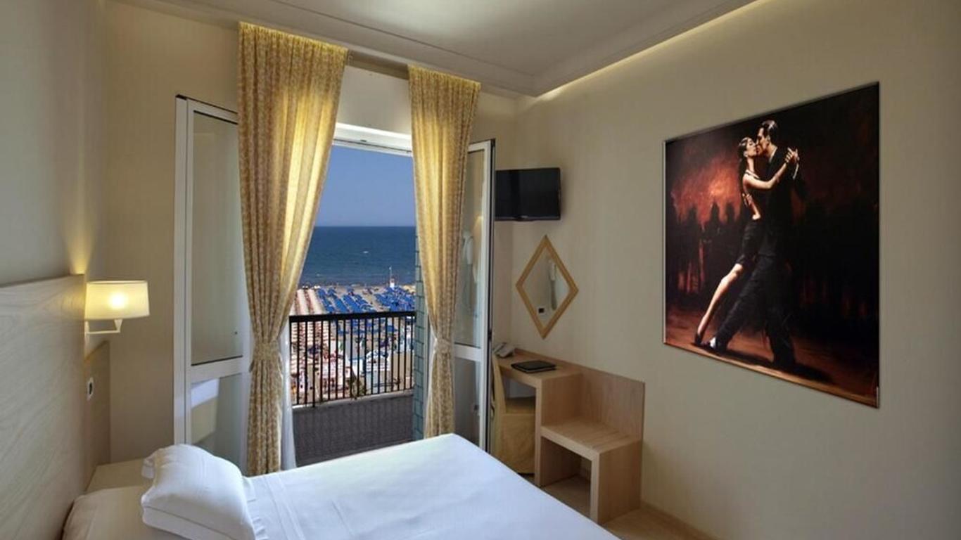Hotel Ghirlandina