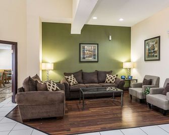 Quality Inn & Suites - Harvey - Huiskamer