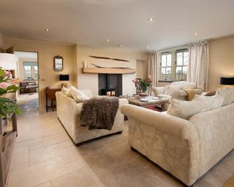 Goose Cottage - A Charming Rural Cottage Near The Banks Of Whiteadder River - Duns - Living room