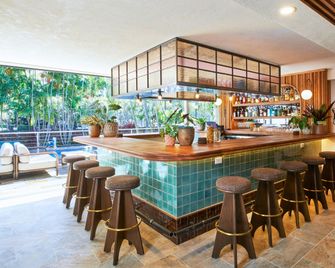 Courtyard by Marriott Waikiki Beach - Honolulu - Bar