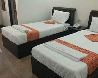Bicotels Hotel - Batangas - Bedroom