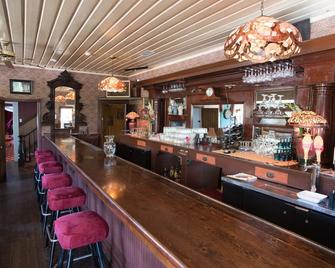 The Avery Hotel - Avery - Bar