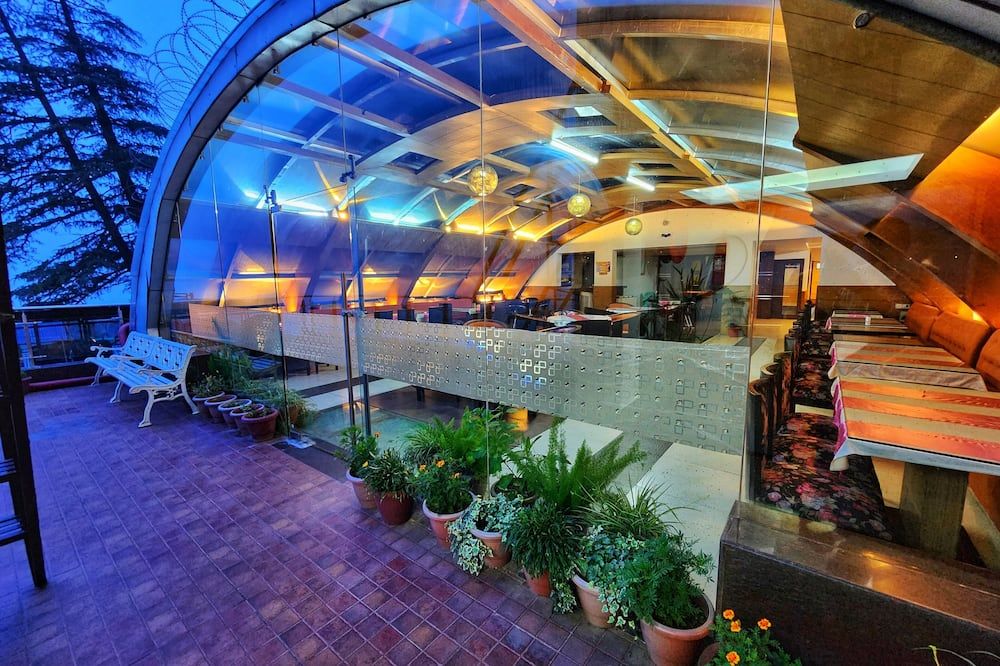 Hotel Surya - שימלה - מסעדה