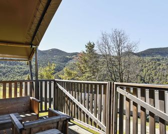 Camping Rcn Les Collines De Castellane - Castellane - Balcón