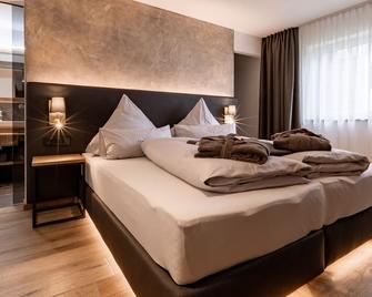 Maisonette R.3 - For Moments Apartments & Spa - Rosshaupten - Bedroom