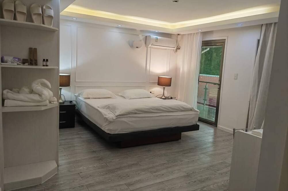 Lata Hotel - נוקו'אלופה - חדר שינה