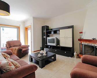 Senhora das Areias - Spacious Apt near the Cabedelo Beach - Viana do Castelo - Living room