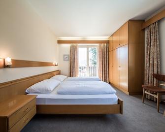 Apartments Obermayr - Lana - Camera da letto