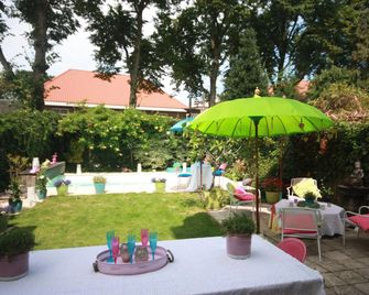 De Pimpelmees - La Haya - Patio