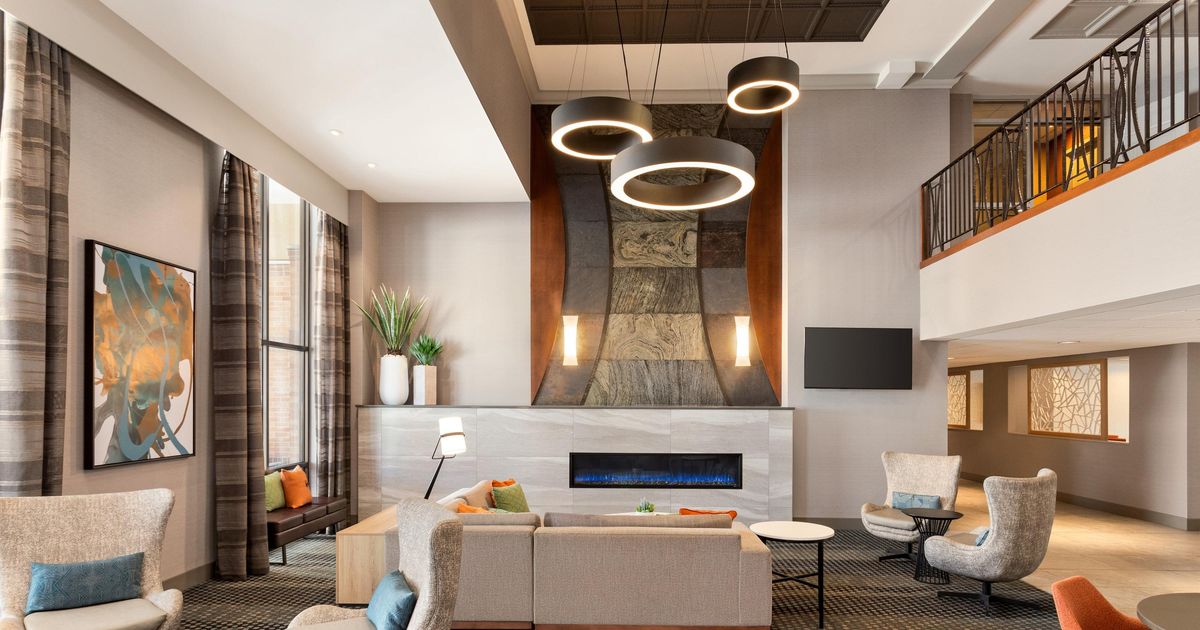 Holiday Inn Suites Council Bluffs I 29 By Ihg Ab Photo Inspiration