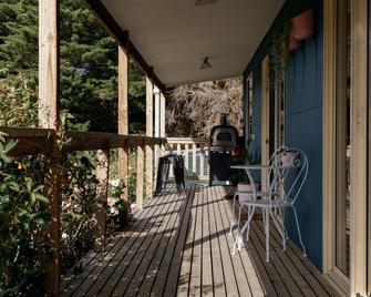 Berrys Creek Farm Stay - Berrys Creek - Balcón