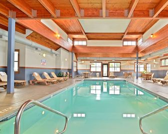 Quality Inn Homestead Park - Billings - Pool