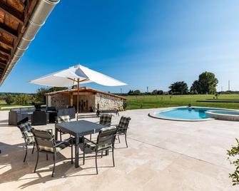 Le Palmier Exotique - Bazas - Bazas - Pool