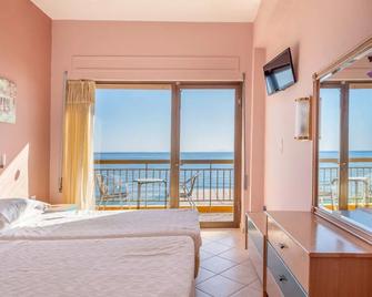 Riviera Hotel, Kefalonia - Poros