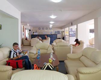 Hotel Arda - נסבאר