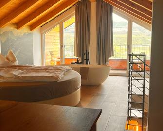 Maso Valer - Tassullo - Bedroom