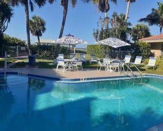 Hotel Turtle Crawl Inn Resort - Longboat Key - Piscina