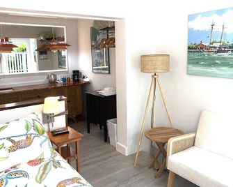 Alexander Palms Court - No Hidden Resort Fees! - קי ווסט - חדר שינה