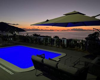 Calm Sorento - Glacis - Pool