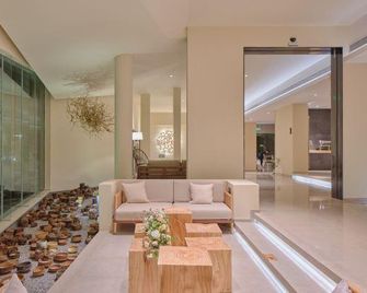Jingdezhen Qizhu · Fengguoer Art Gallery Homestay (Sanbao Peng Art Settlement) - Jingdezhen - Lobby