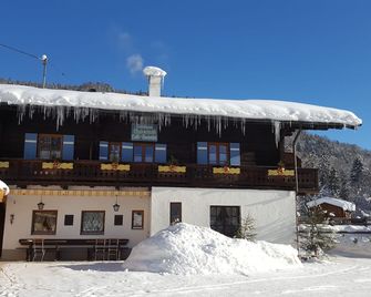 Pension Gasthof Etzerschlössl - Berchtesgaden - Building