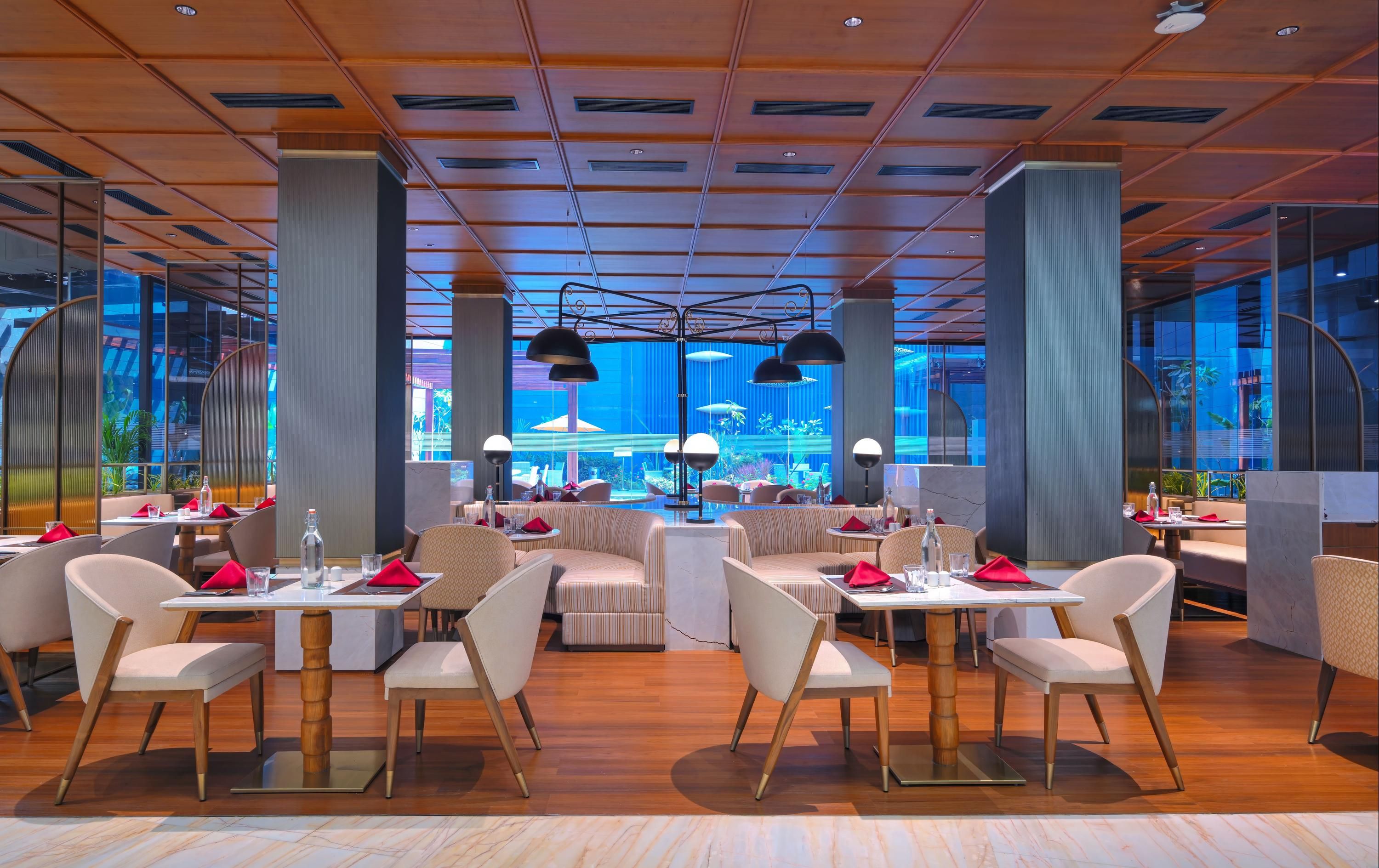 تاج هوتل آند كونفينشن سنتر، أجرا