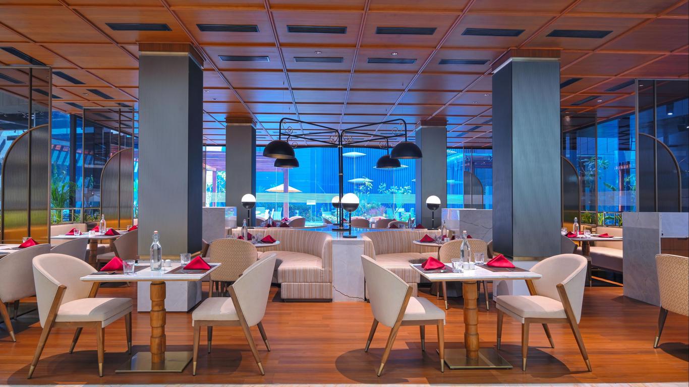 Taj Hotel & Convention Centre, Agra