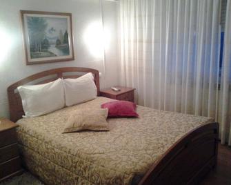 Residencial Pinto - Guarda - Schlafzimmer