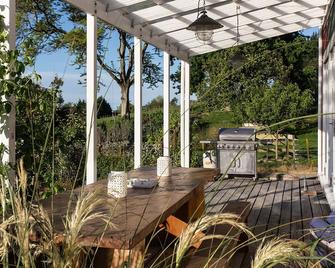 The Pear Orchard Lodge - Richmond - Patio