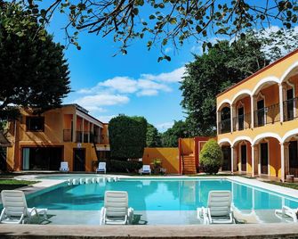 Hotel Tuul - Izamal - Zwembad