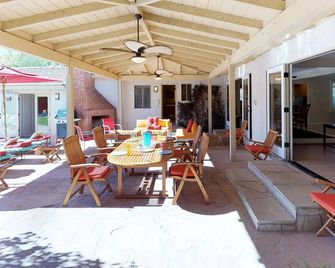 Seven bedroom in United States of America, Palm Springs - Palm Springs - Patio