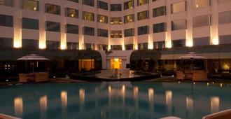 Radisson Blu Hotel Ranchi - Ranchi - Pool