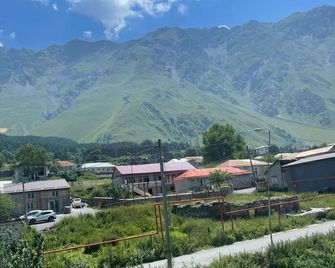 Graf Kazbegi - Stepantsminda - Outdoor view