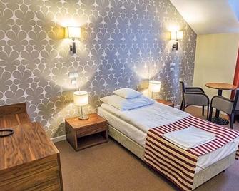 Hotel Lord Krosno - Krosno - Bedroom