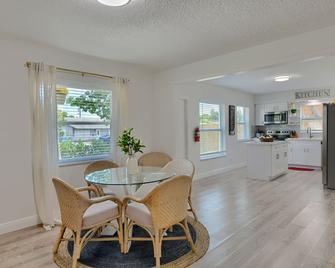 3b/2b Boynton Beach Getaway 7min From The Beach - Boynton Beach - Dining room