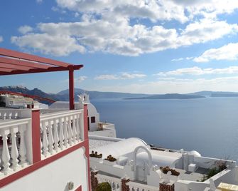 Maryloujohn Villas - Oia - Balcony