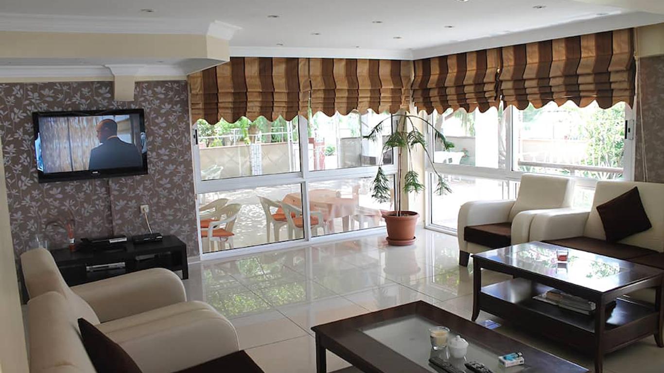 Altinyaz Hotel