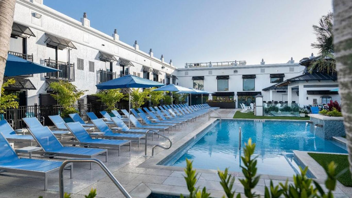 Club Level Suites At Inn On Fifth