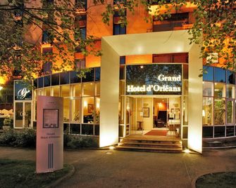 Logis Hotels Grand Hotel d'Orléans - אלבי - בניין