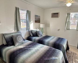 High Rock Lake Guest Studio - Lexington - Slaapkamer