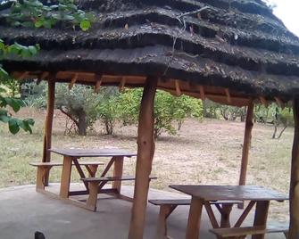 Naumba Camp Site - Ngoma - Patio